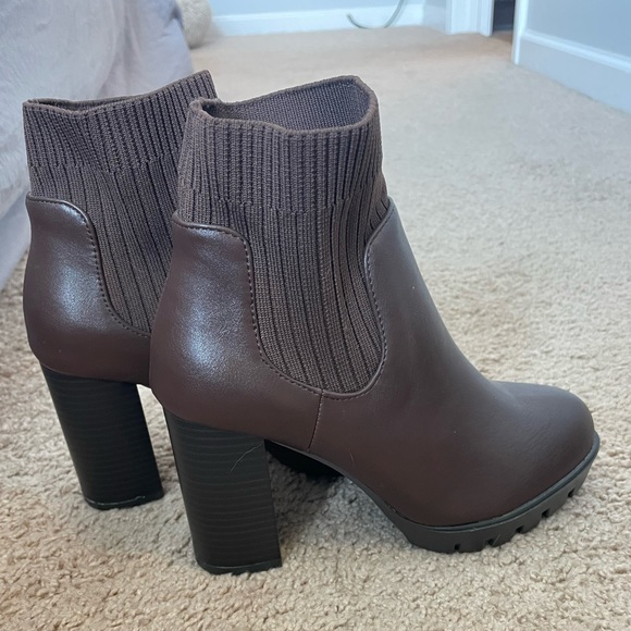 Brown Sock Booties - Picture 1 of 3